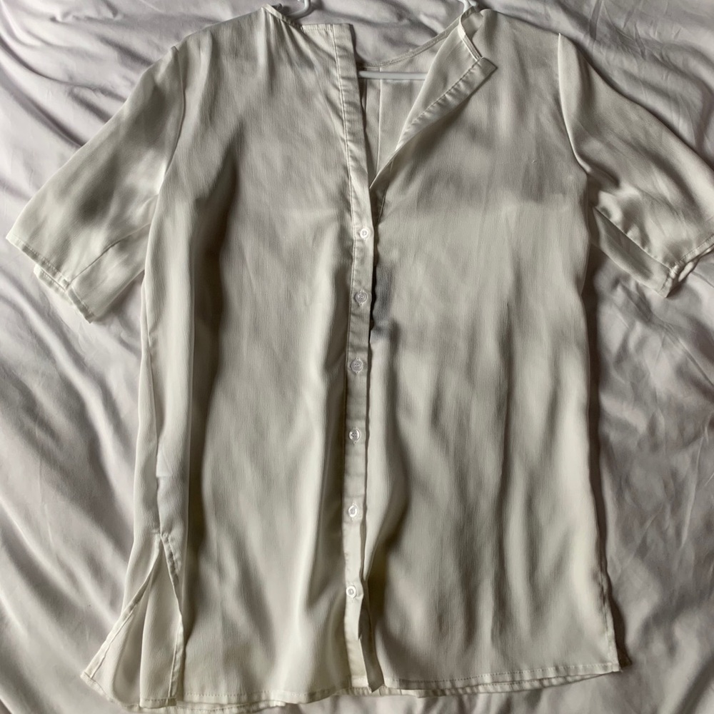 The fifth label top